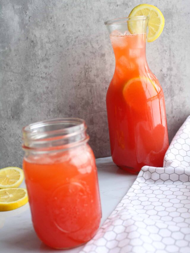 How To Make Strawberry Lemonade The Midwest Kitchen Blog