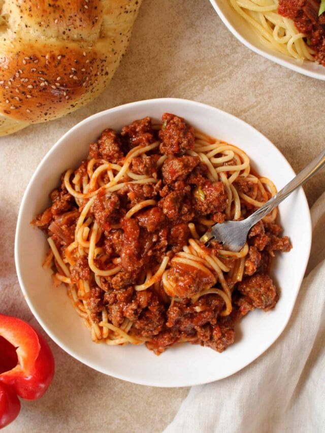 How To Make Jollof Spaghetti with Bison - The Midwest Kitchen Blog