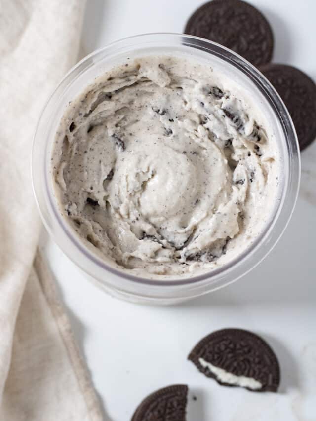 Overhead image of oreo ice cream in a container.